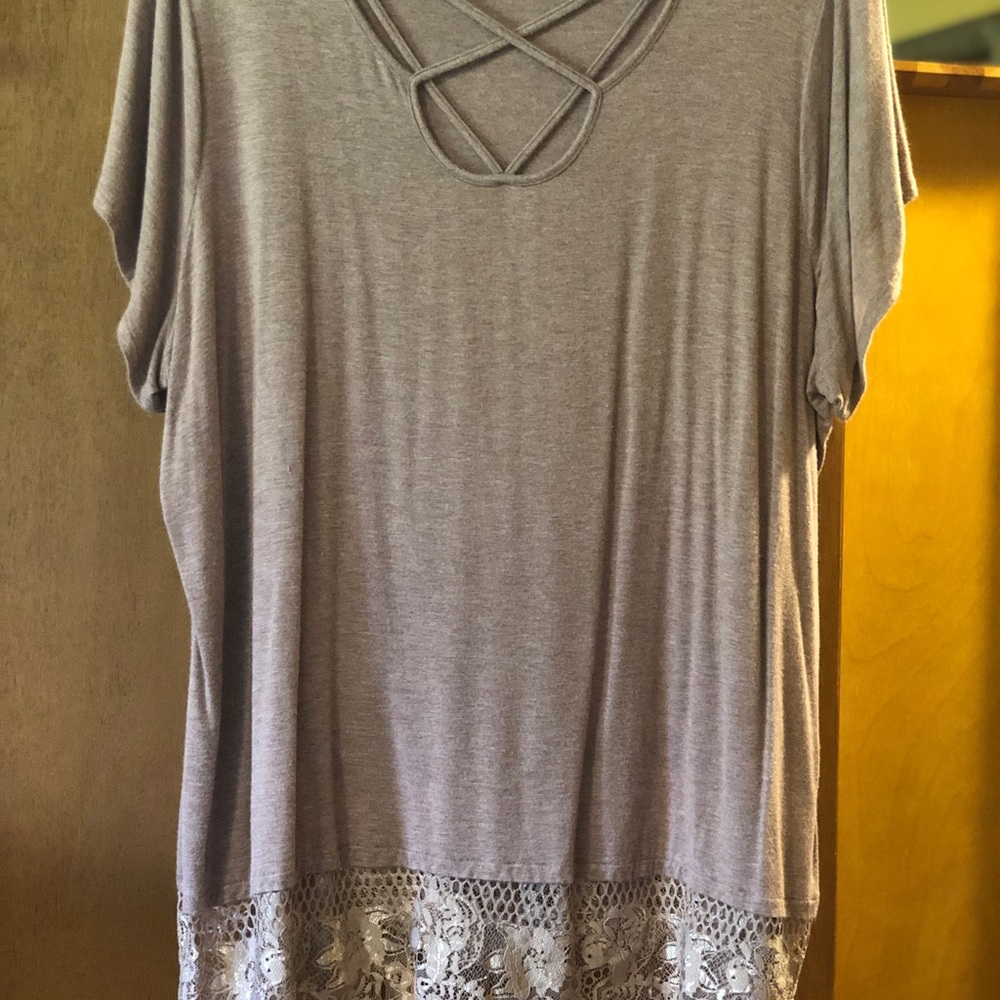 Blouse/lace top